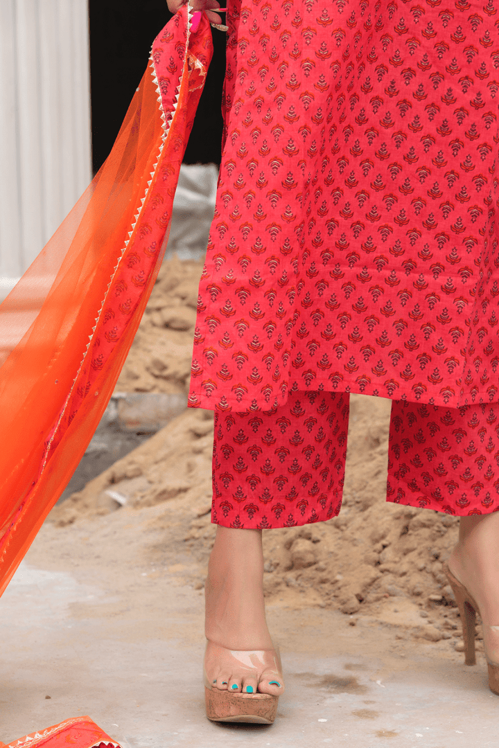 ROSEBERRY ORANGE BLOCK PRINT COTTON SUIT WITH SOFT NET DUPATTA SET - Pomcha Jaipur