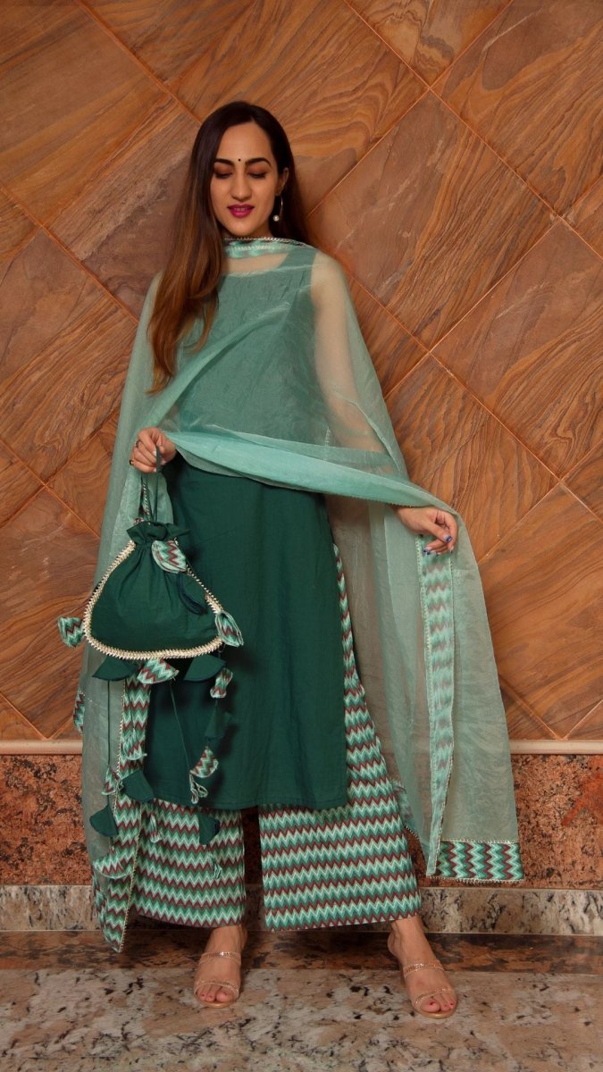 SIYA DARK GREEN COTTON SUIT SET - Pomcha Jaipur