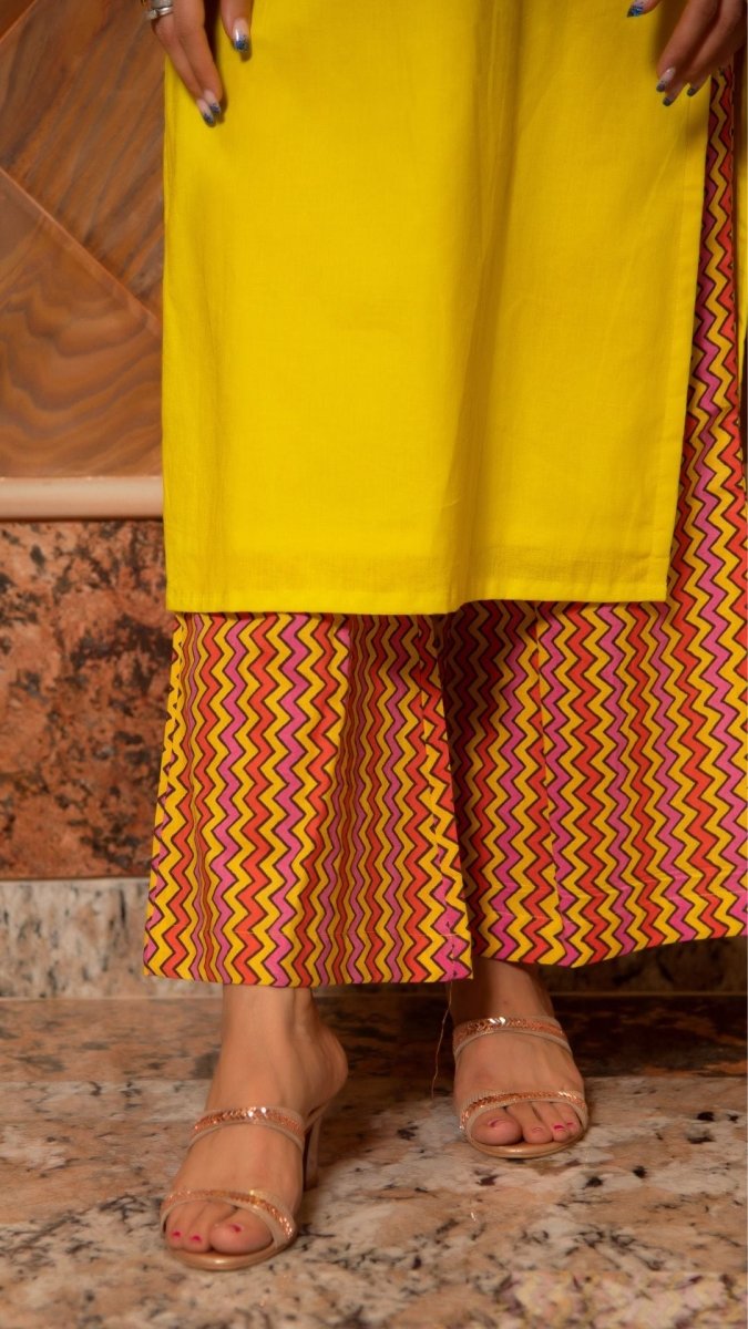 SIYA YELLOW COTTON SUIT SET - Pomcha Jaipur
