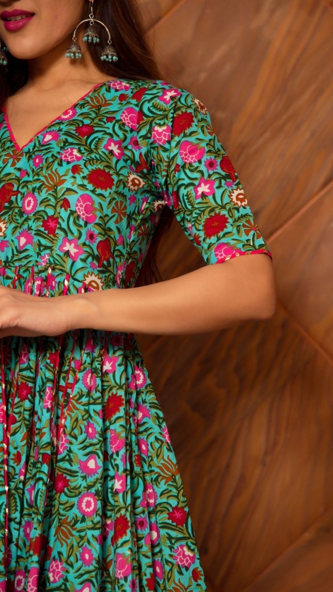 SURANGI KALIDAR TAAJ COTTON HAND BLOCK PRINT ANARKALI SET WITH SOFT NET DUPATTA - Pomcha Jaipur