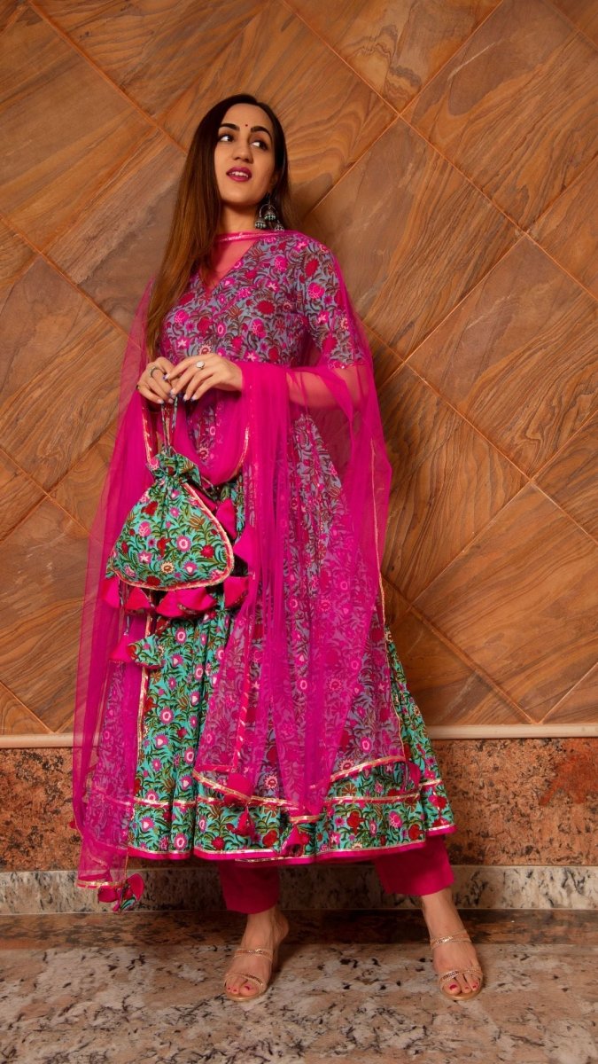 SURANGI KALIDAR TAAJ COTTON HAND BLOCK PRINT ANARKALI SET WITH SOFT NET DUPATTA - Pomcha Jaipur
