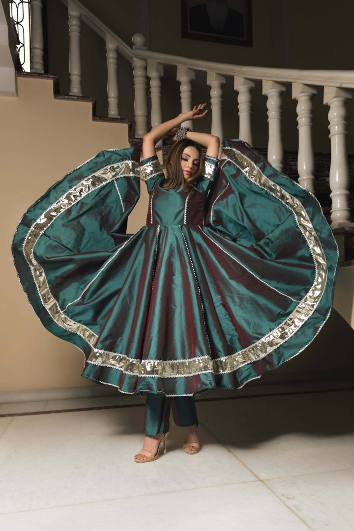 TAFFETA SILK GREEN ANARKALI WITH ORGANZA DUPATTA SET - Pomcha Jaipur
