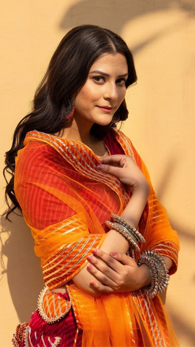 VEENA LEHERIYA PRINT COTTON LEHENGA WITH LACE WORK AND SOFT NET DUPATTA SET - Pomcha Jaipur