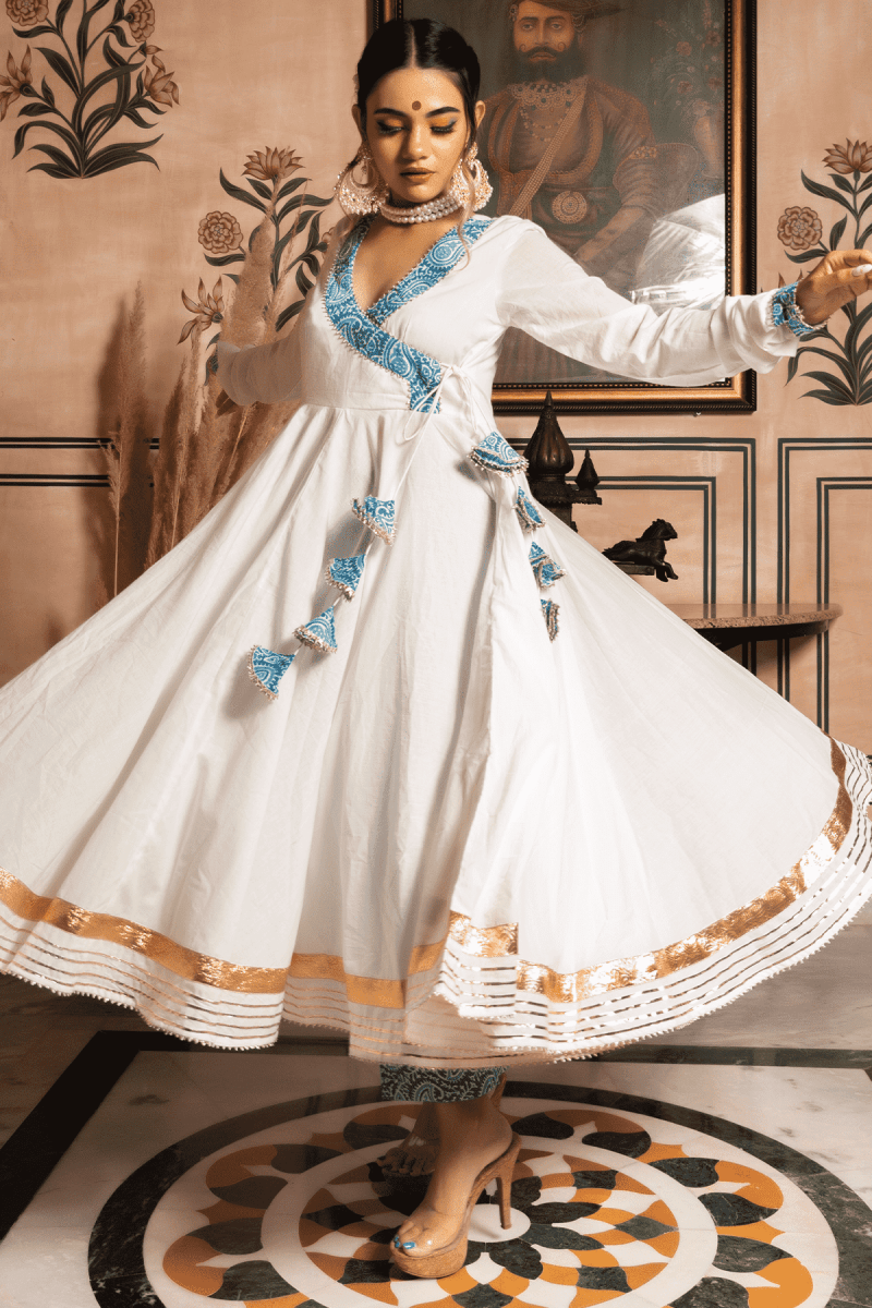 WHITE MOGRA PURE COTTON ANGRAKHA SET - Pomcha Jaipur