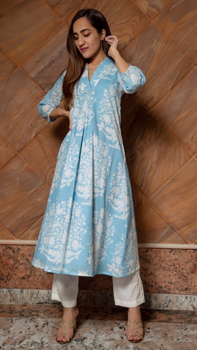 WHITE PHOOL PURE COTTON ANARKALI PANT SET - Pomcha Jaipur