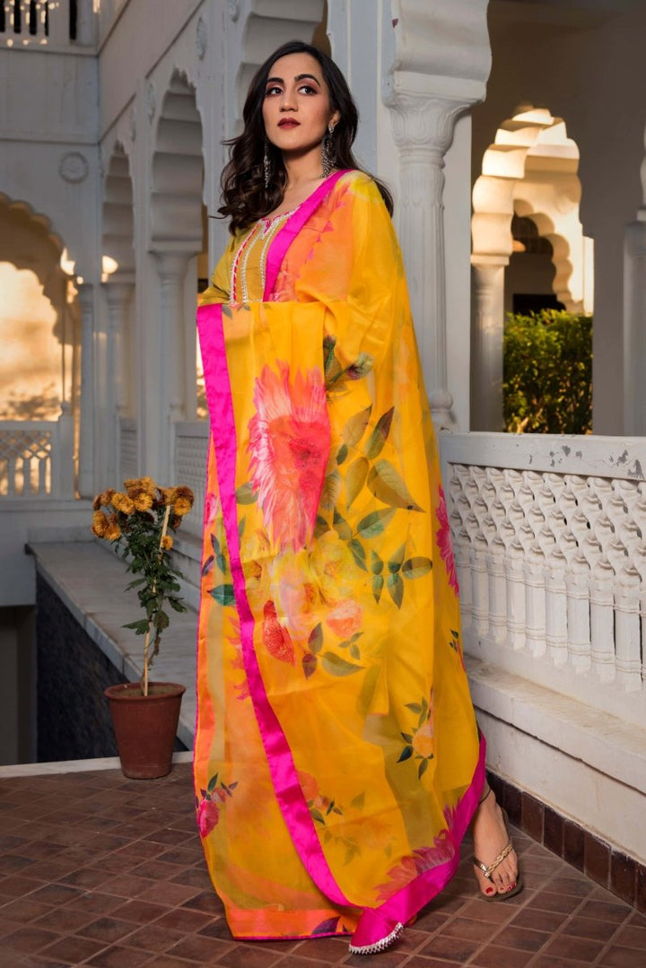 YELLOW COTTON SILK KURTA WITH DIGITAL PRINT ORGANZA DUPATTA SET - Pomcha Jaipur