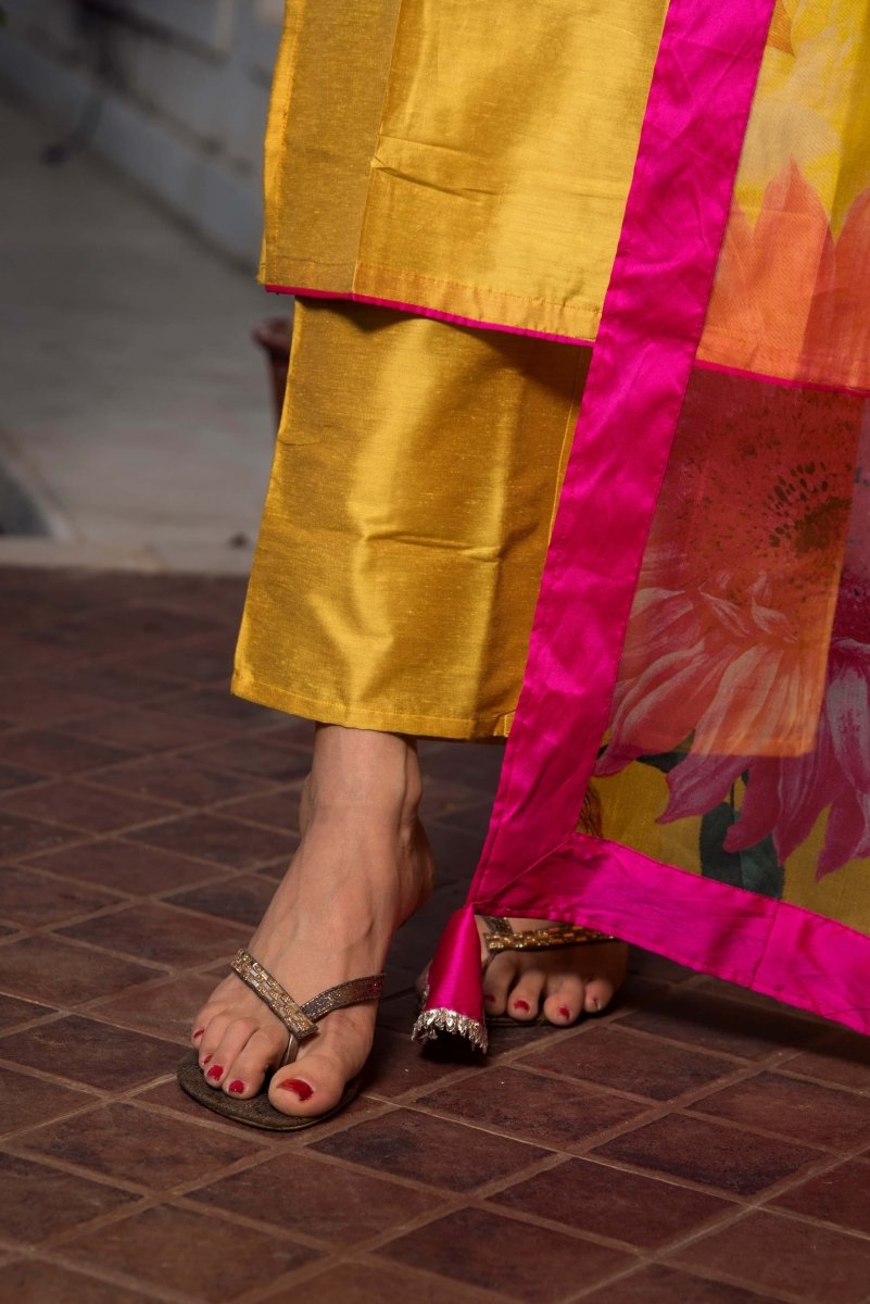 YELLOW COTTON SILK KURTA WITH DIGITAL PRINT ORGANZA DUPATTA SET - Pomcha Jaipur