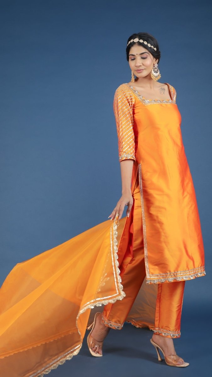 ZOYA ORANGE TAFFETA SILK SUIT SET - Pomcha Jaipur