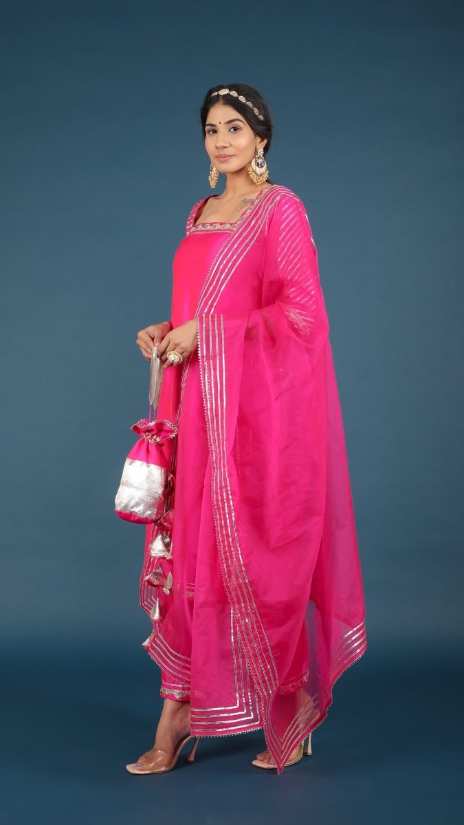 ZOYA PINK TAFFETA SILK SUIT SET - Pomcha Jaipur